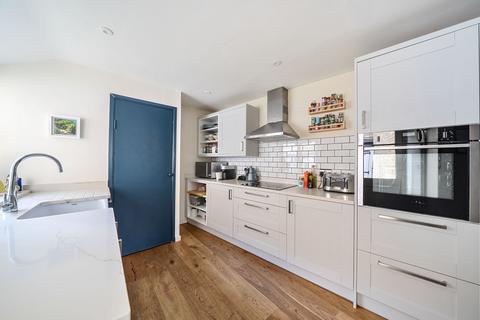 53 Corn Street, Witney, OX28 6BT