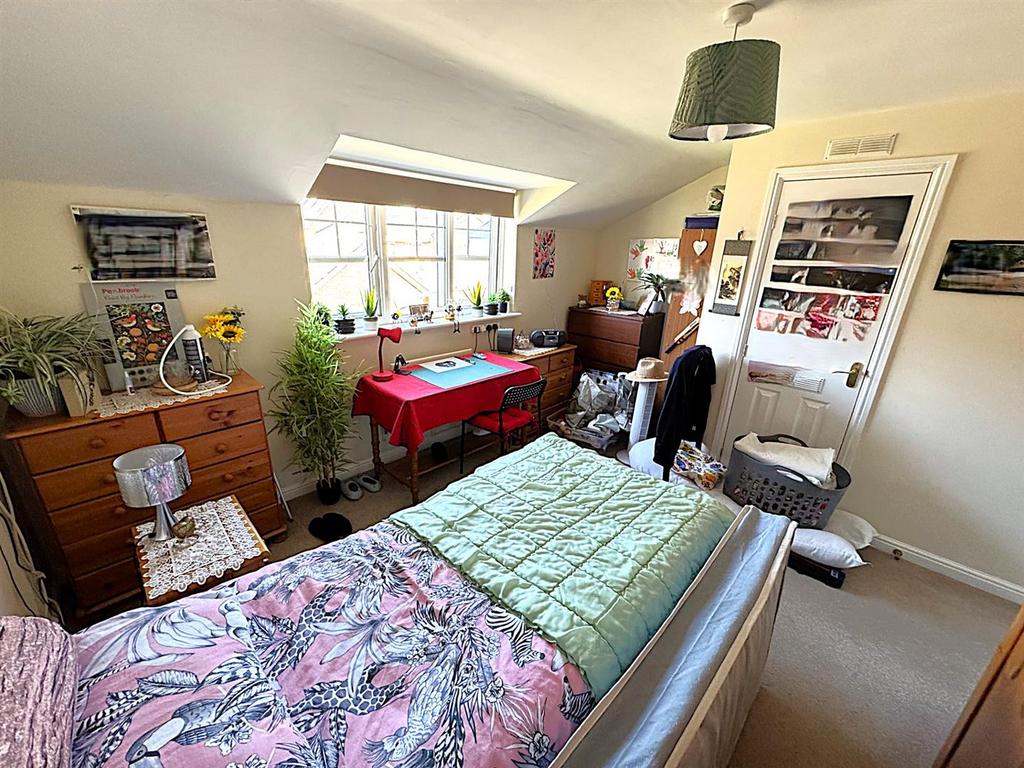 Thumbnail image1 (4).jpg