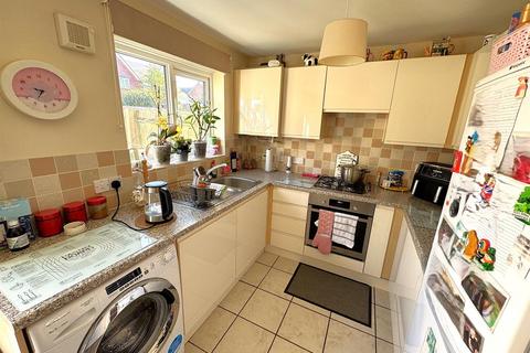 10 Corfe Close, Corby, NN18 8PQ