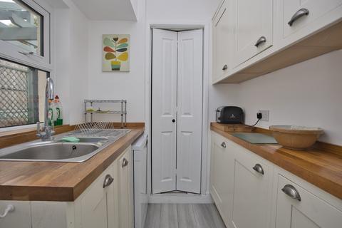 41 Dudley Road, Folkestone, CT19 6DA