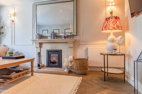 5 bedroom detached house for sale, Norfolk Farm Road, Pyrford, Surrey, GU22