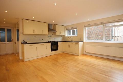 1 bedroom apartment for sale, Hutton Road, Shenfield, Brentwood CM15