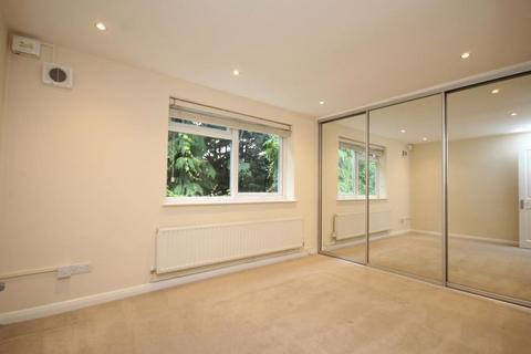1 bedroom apartment for sale, Hutton Road, Shenfield, Brentwood CM15