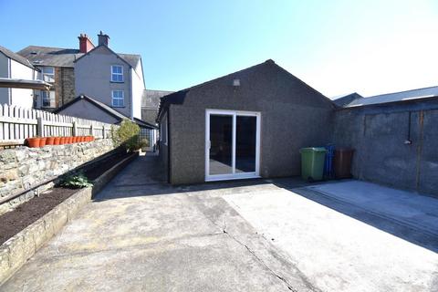 undefined, Ivy House, High Street, Y Bala