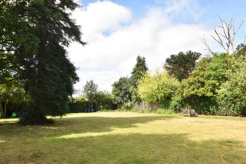 undefined, Woburn Hill, Addlestone, KT15