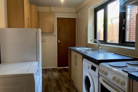 3 bedroom detached house to rent, Henley Street, Oxford OX4