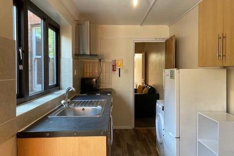 3 bedroom detached house to rent, Henley Street, Oxford OX4