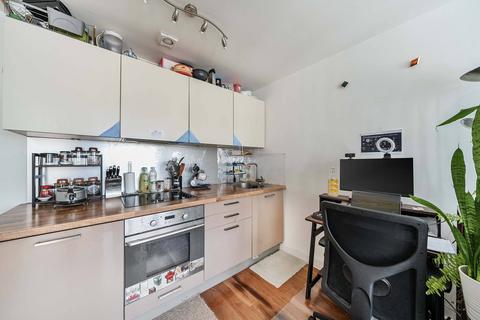 1 bedroom flat for sale, Masons Avenue, Croydon, CR0