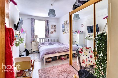 52 Lister Road, London, E11 3DS