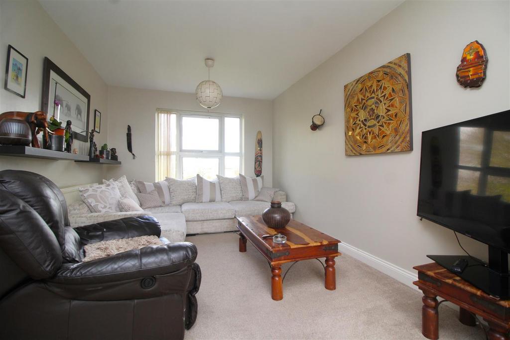 Living space 1.JPG