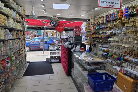 Retail property (high street) to rent, Stratford Road, Sparkhill B11