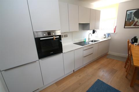 2 bedroom apartment for sale, New Street, Salisbury