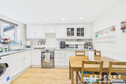 3 bedroom terraced house for sale, High Street, Macclesfield SK11