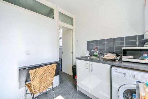 1 bedroom flat for sale, Park Lane, Tottenham, London, N17