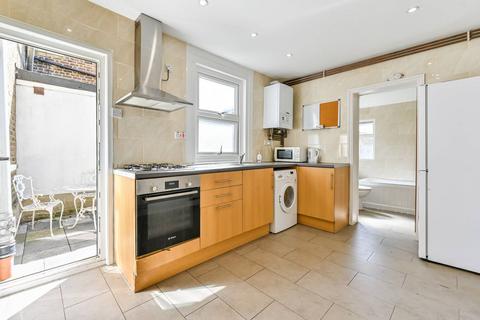 Park Lane, Tottenham, London, N17