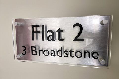 Flat 2, 3 Broadstone, Dartmouth, TQ6 9NR
