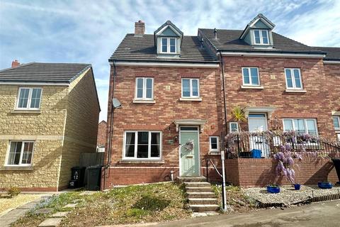 undefined, Meadow Rise, Lydney GL15