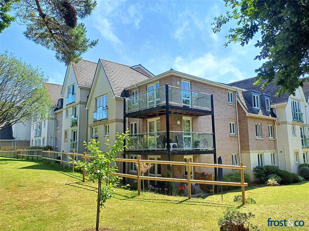 Churchill Lodge