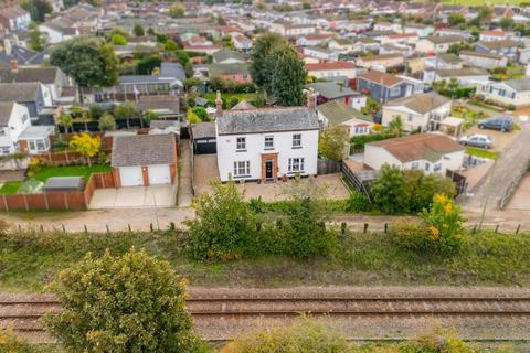 3 bedroom detached house for sale, Private Road, Oulton Broad