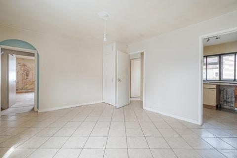 2 bedroom flat for sale, Silver Street, Warminster, BA12