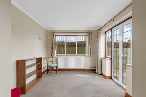 11 Bell Meadow, Godstone, RH9 8ED