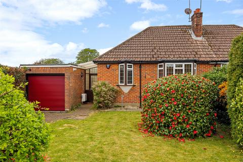11 Bell Meadow, Godstone, RH9 8ED