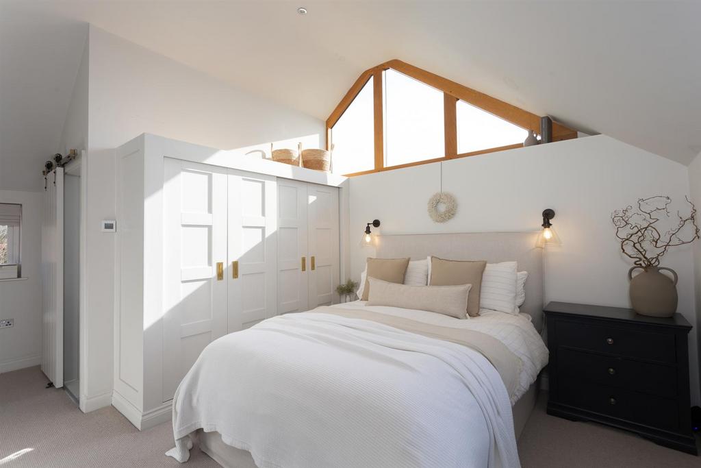 Principal Bedroom Suite