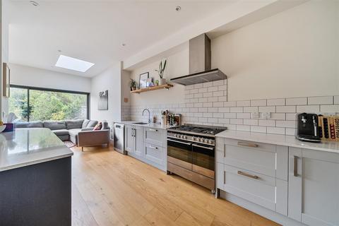 6 Avon Road, Keynsham, Bristol, BS31 1LJ