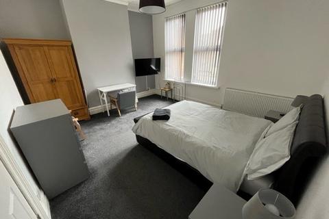 Barrow-in-Furness, Cumbria, LA14