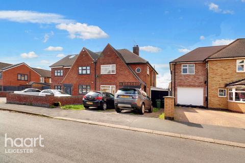 3 bedroom semi-detached house for sale, Bollington Road, Leicester