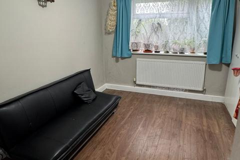 undefined, Harlington, hayes, , UB3