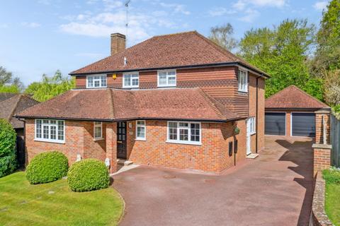 9 Cherry Acre, Chalfont St Peter, Gerrards Cross, SL9 0SX