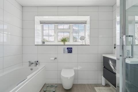 9 Cherry Acre, Chalfont St Peter, Gerrards Cross, SL9 0SX