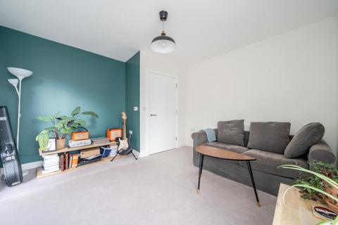 3 bedroom detached house to rent, Barton Park,  Headington,  OX3