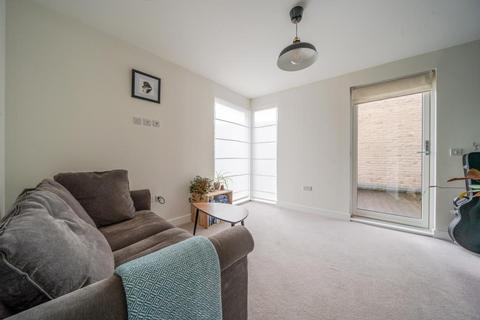 3 bedroom detached house to rent, Barton Park,  Headington,  OX3