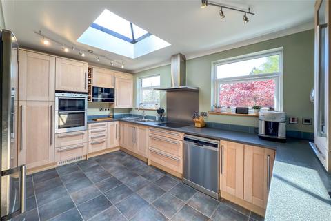 3 bedroom semi-detached house for sale, Kingshill Avenue, St. Albans, Hertfordshire, AL4