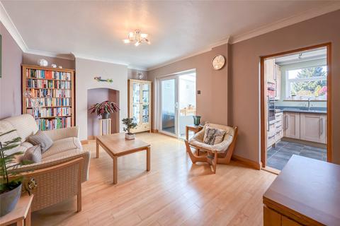 3 bedroom semi-detached house for sale, Kingshill Avenue, St. Albans, Hertfordshire, AL4