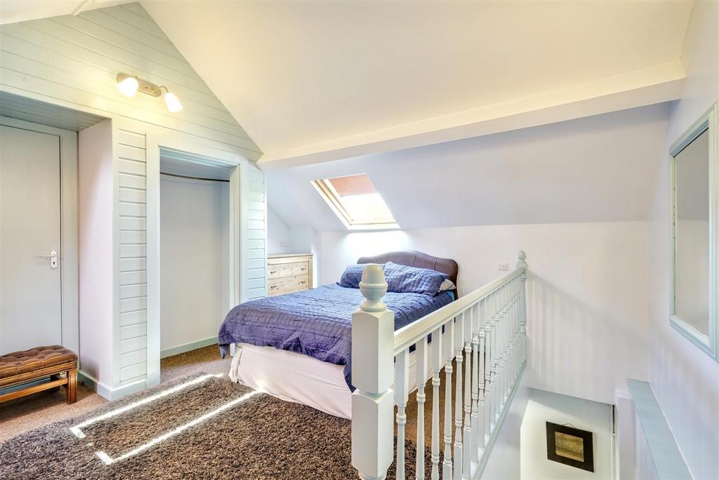 Cott 3 Bedroom 1 2.jpeg