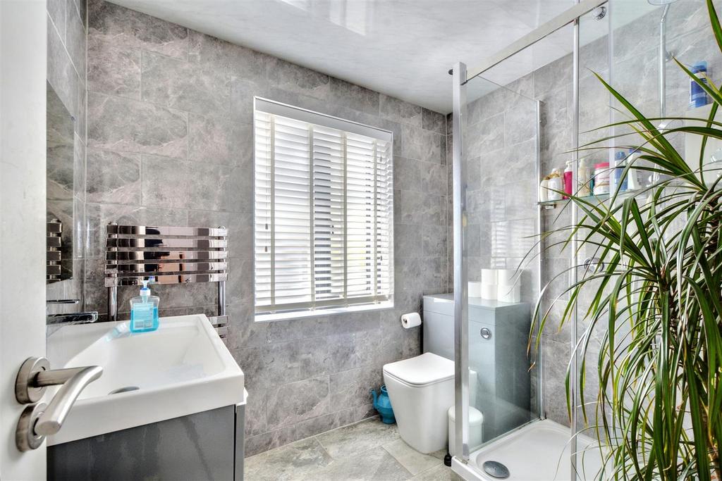 Shower Room.jpeg