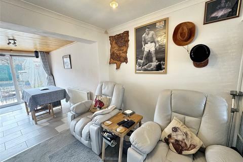 3 bedroom semi-detached house for sale, Loddon Close, Melton Mowbray, Leicestershire
