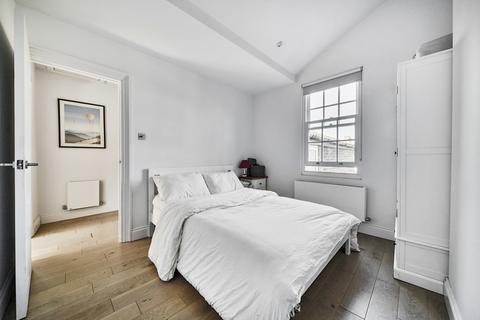 8 Admiral Street, London, SE8 4HY