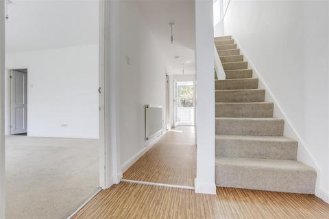 51 Coronation Road, Bestwood Village, Nottingham, NG6 8TH
