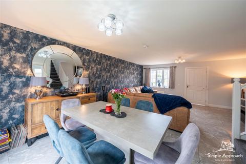 49 Frances Gordon Road, Perth, PH2 8EW