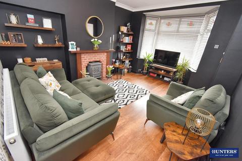 2 bedroom semi-detached house for sale, Park Road, Wigston