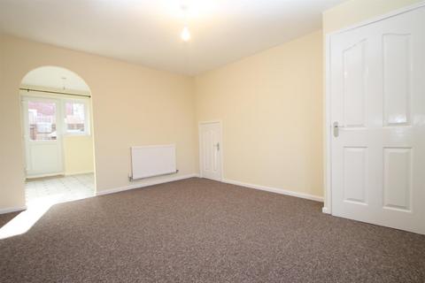 2 bedroom terraced house to rent, Hallcroft Court, Shrewsbury, SY1