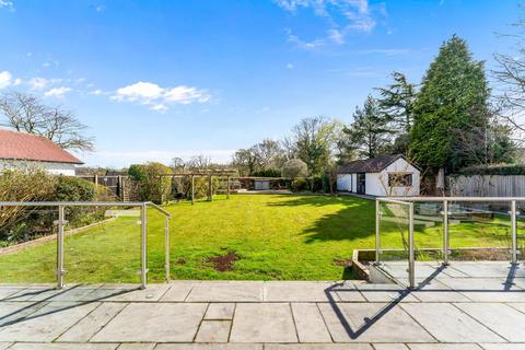 5 bedroom detached house for sale, Moss Lane, Bramhall