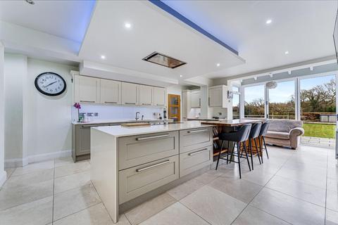 5 bedroom detached house for sale, Moss Lane, Bramhall
