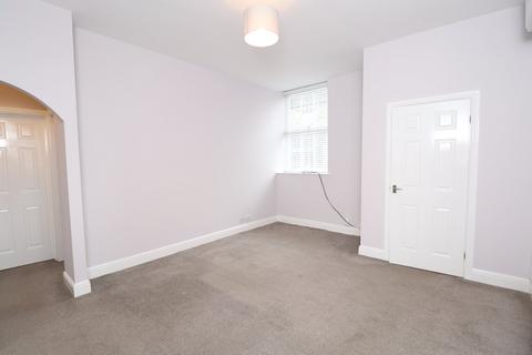 2 bedroom flat to rent, Chapeltown, Pudsey, West Yorkshire, UK, LS28