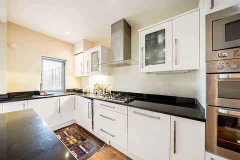 4 bedroom house to rent, Dorset Road, Sutton