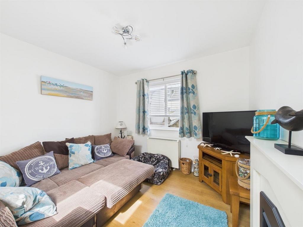 CAM01381 G0-PR0218-STILL006.jpg